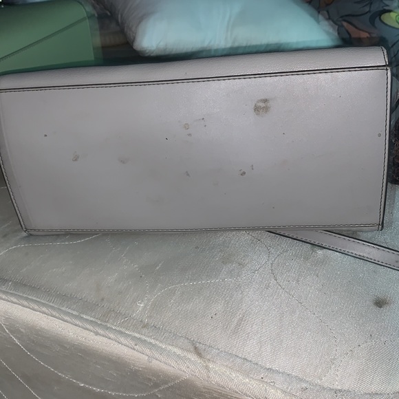 Micheal khors purse I bought my fiancé 8/10 condition - Picture 4 of 4